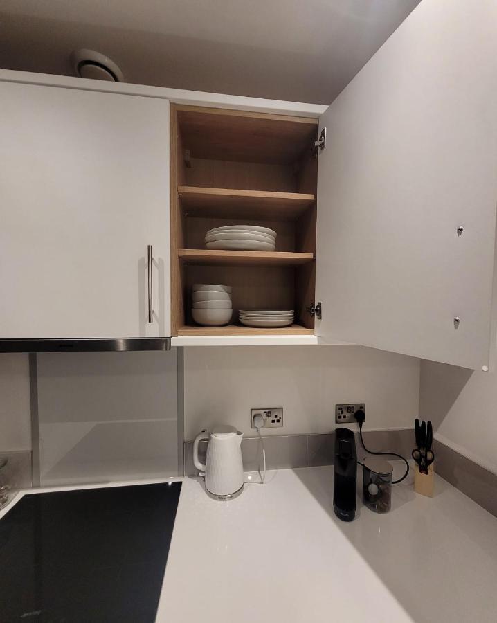 Luxury 1 Bed Apartment In The Centre Of Rochester Рочестер Екстер'єр фото